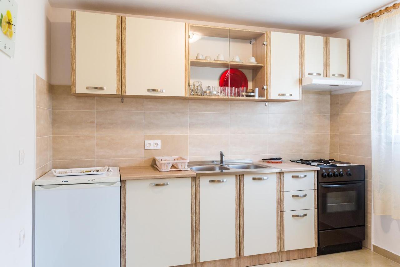 Miranda Apartment เมดูลิน ภายนอก รูปภาพ